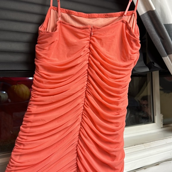 Venus Size Large Peachy Ruched Dress - Picture 4 of 6